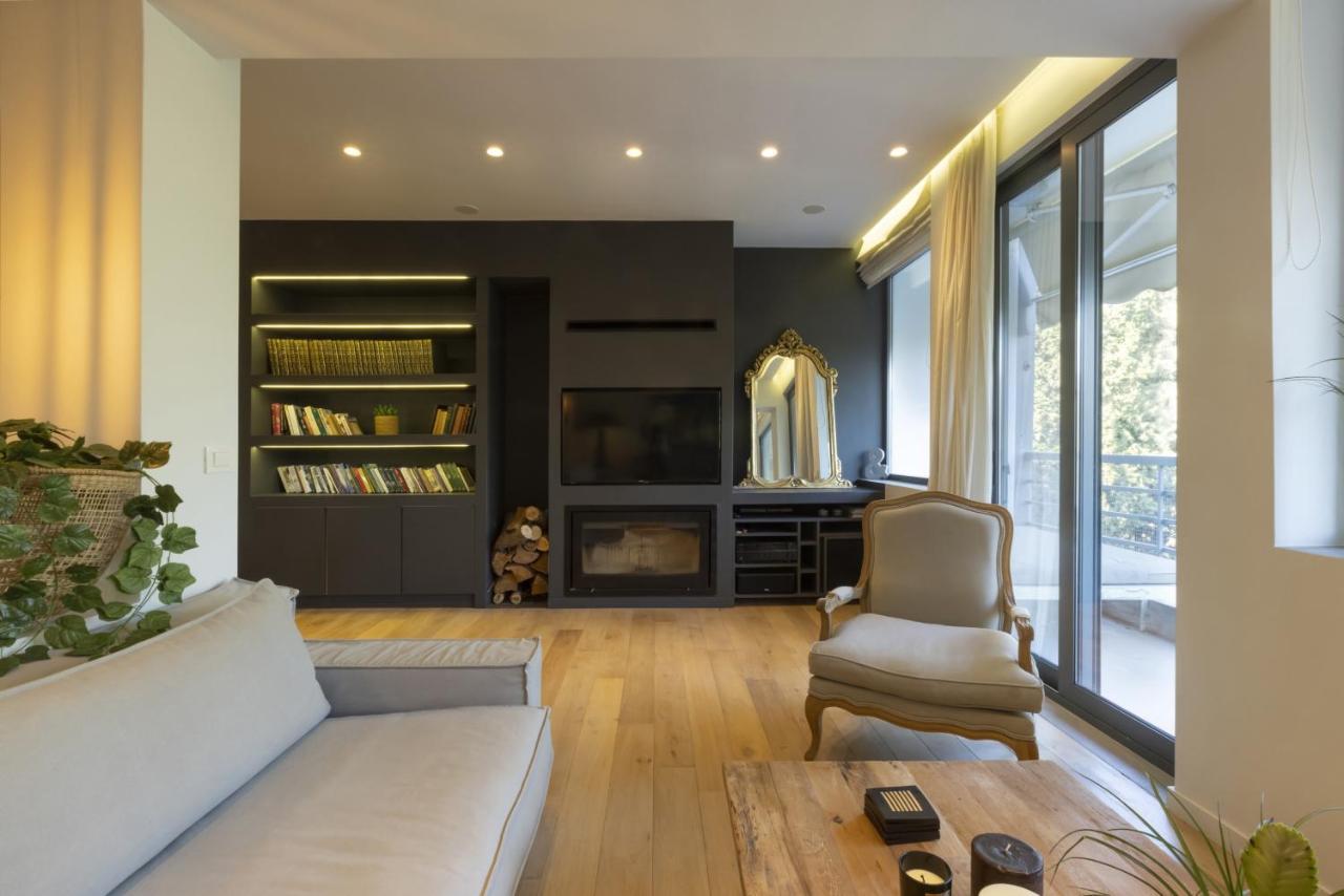 Elegant, Chic, Hip 2 Bedroom W/ Forest View In Athens! Exterior foto